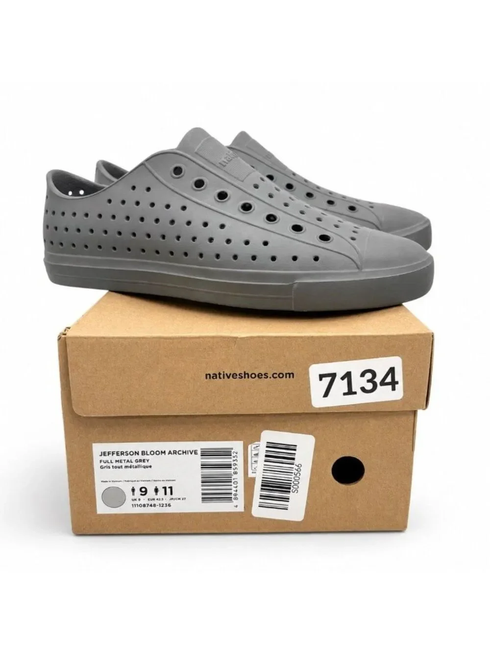 Native Jefferson Archive Slip-On Water Shoes Full Metal Grey M9 W11 Lightweight